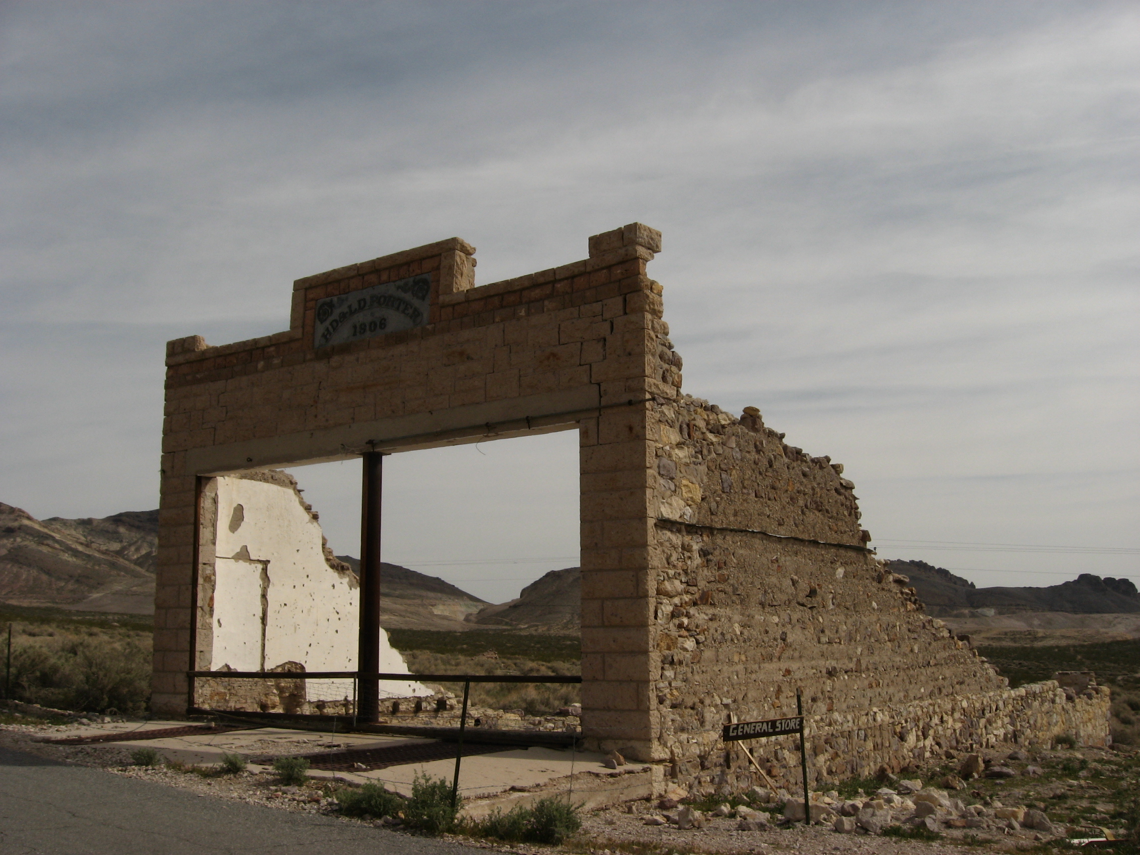 Ghost_Town_of_Rhyolite,_Nevada_(11)_(3375737653)