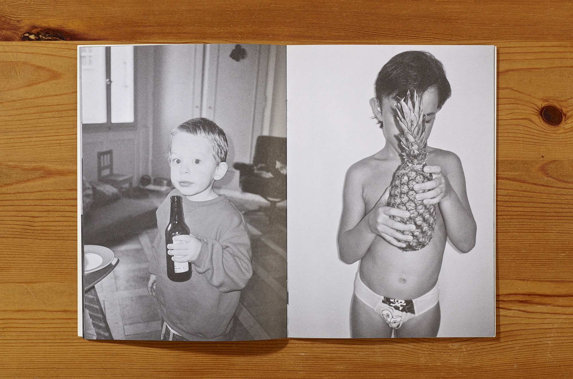 Erik van der Weijde, with Linus Bill, Takashi Homma, Erik Kessels, Paul Kooiker, and Eric Tabuchi, Foto.zine nr.4