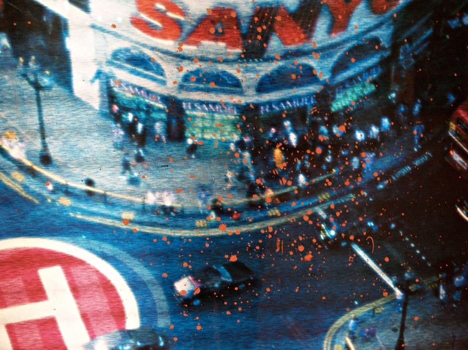 Media coverage of the 7/7 London bombings. Photo by Christopher Anderson, Magnum Photos.