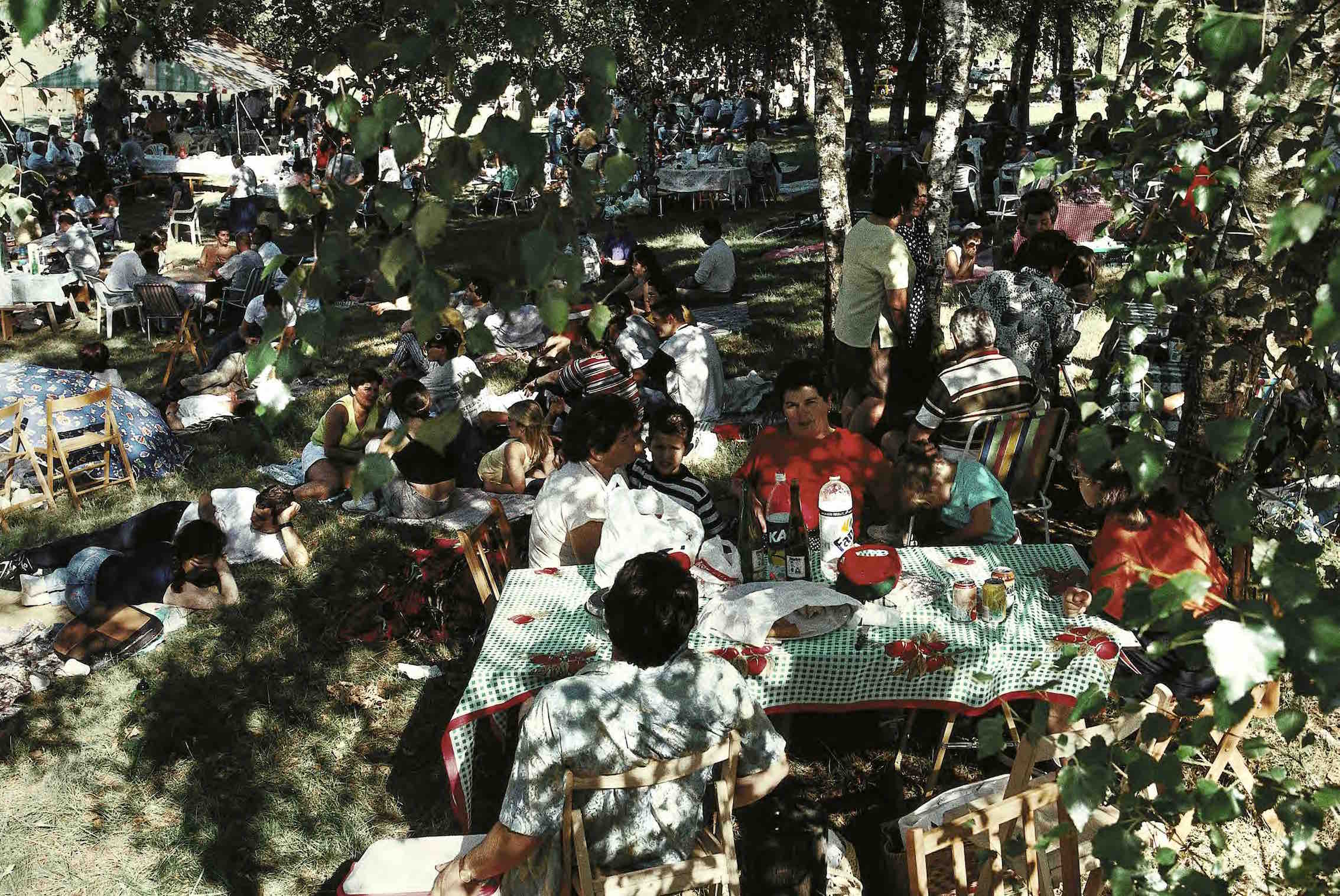 SPAIN. Extremadura. The Picnic, 1998. Photo by Harry Gruyaert.