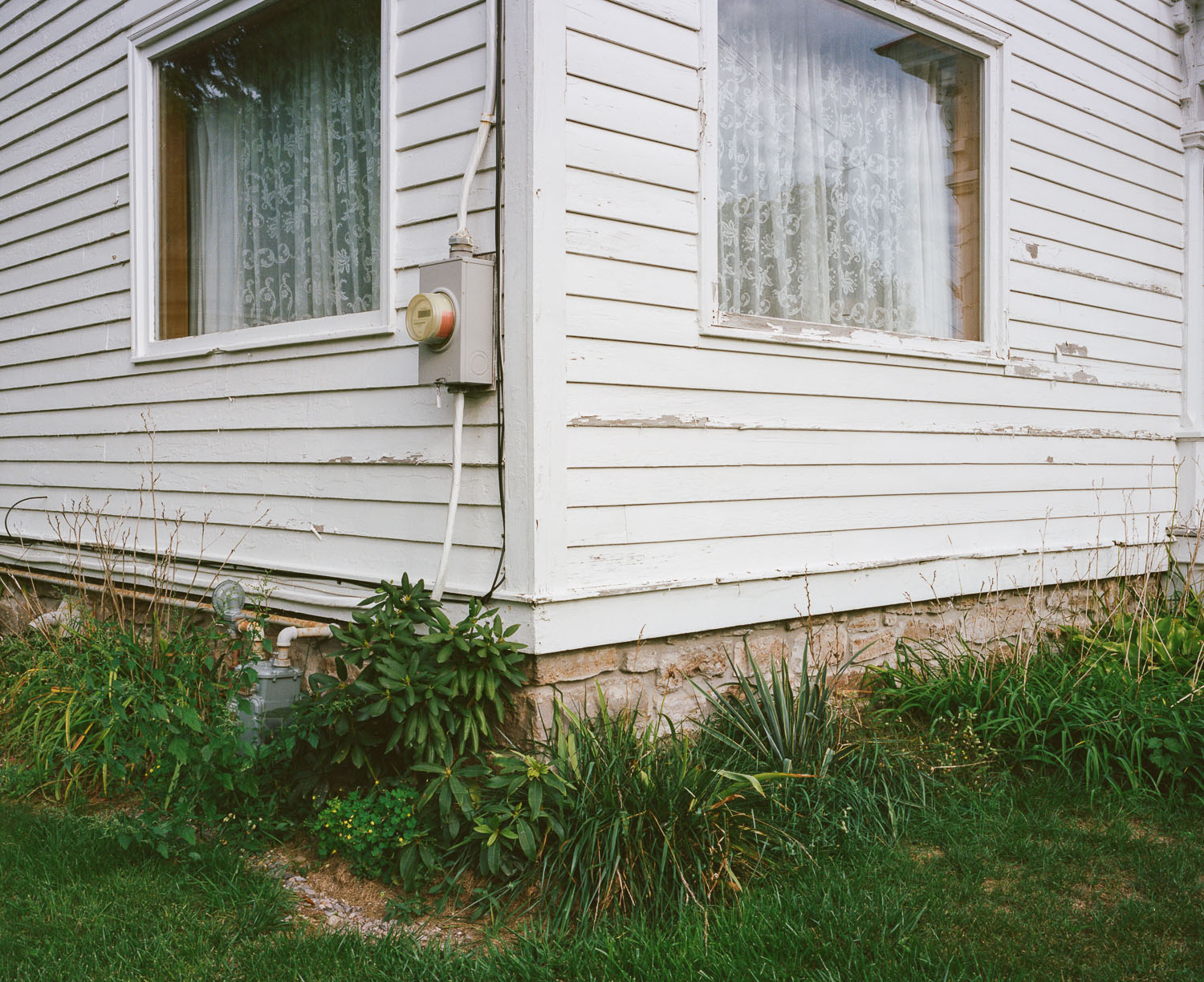 m_Home with Chipped Paint