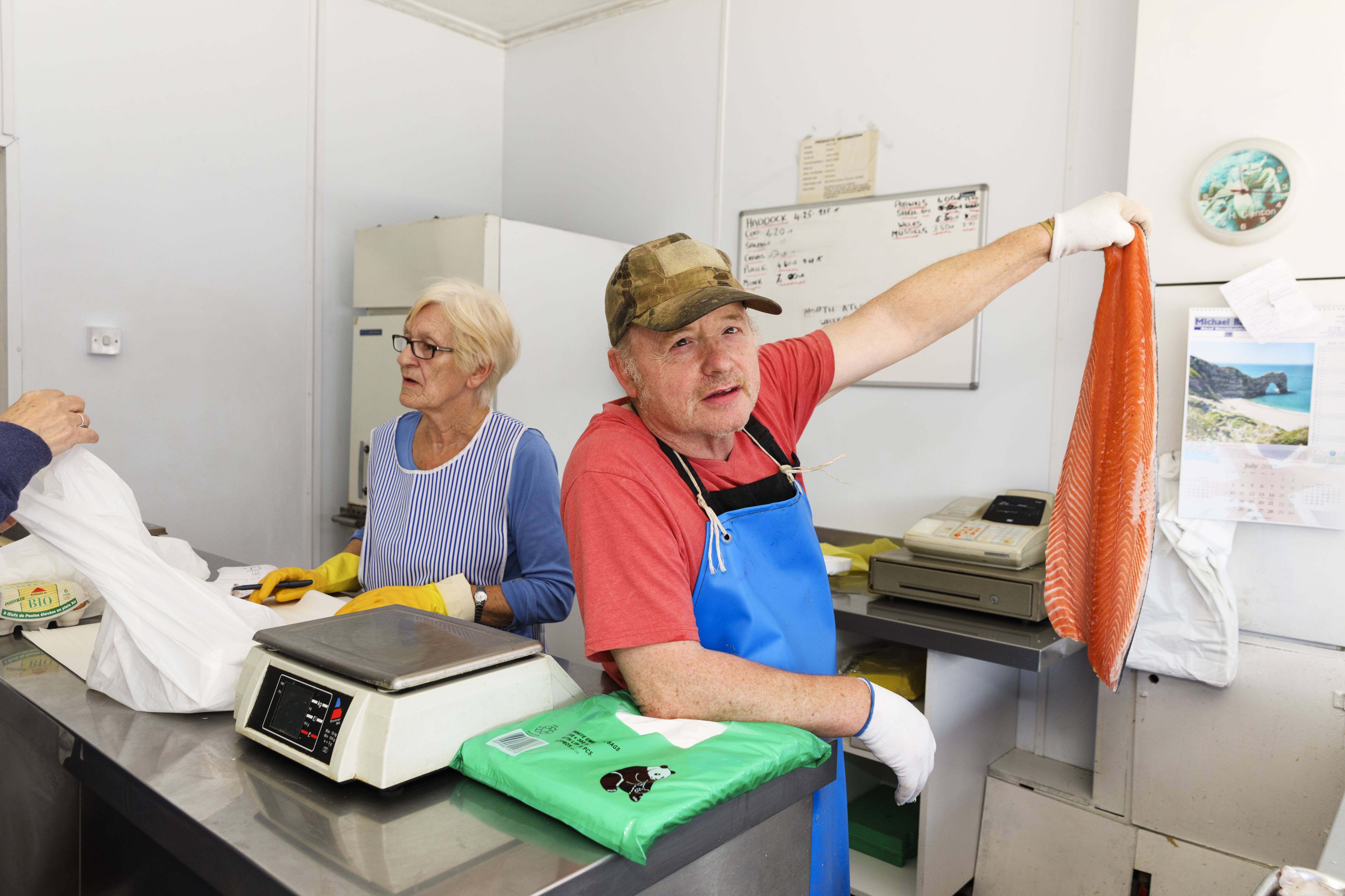 GB. England. Hull. G W Glenton's fish shop. Billy Glenton. Hessle Road. 2017 © Martin Parr / Magnum Photos