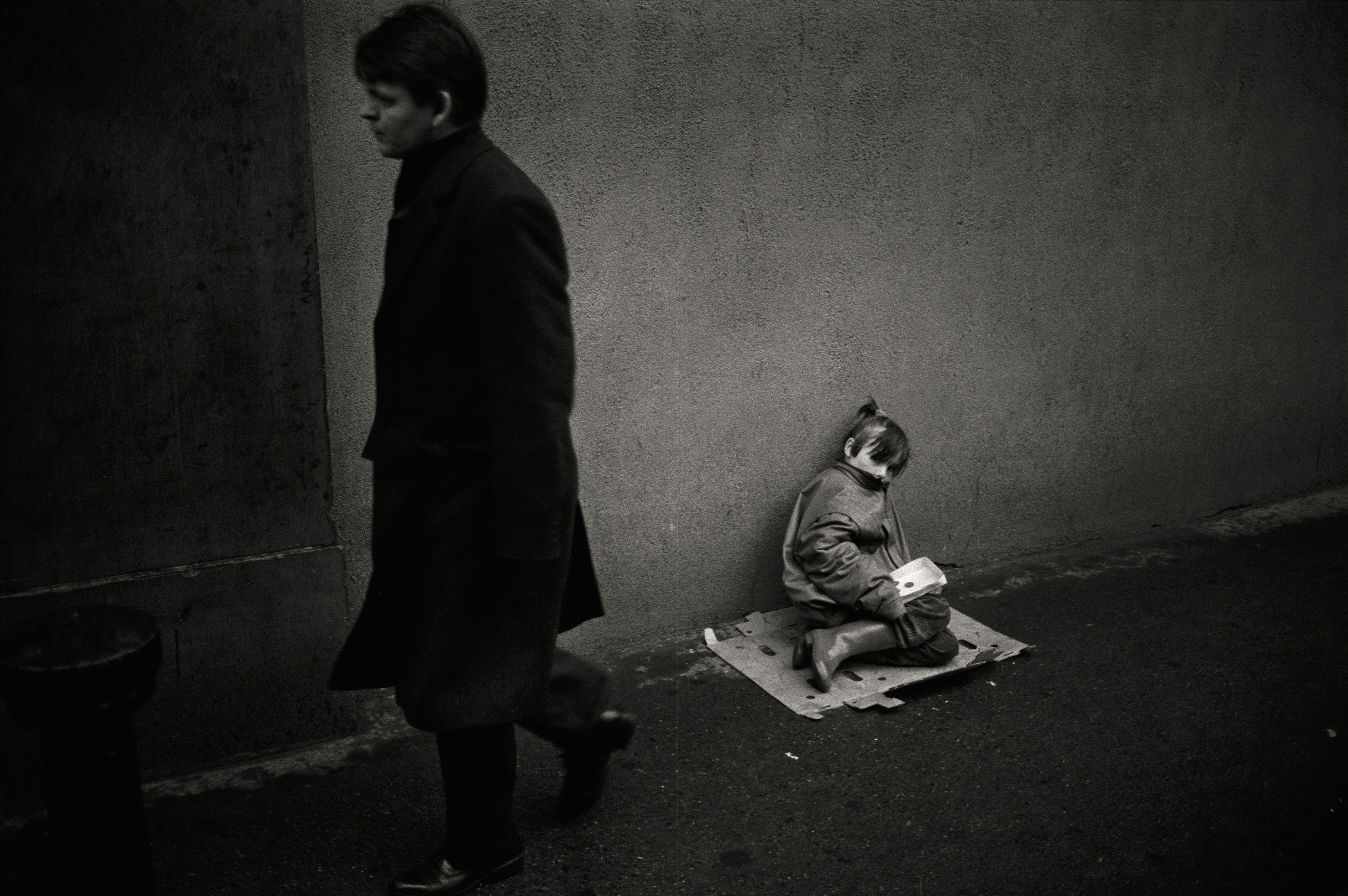 Dublin, 1991 © Krass Clement courtesy RRB PhotoBooks