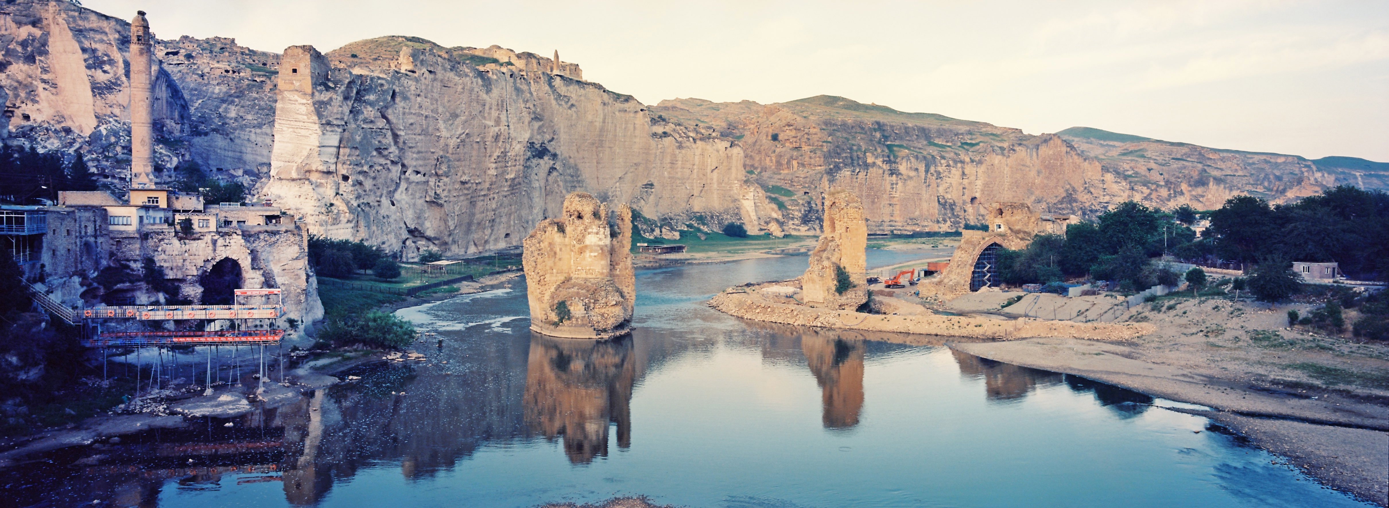 View of the town of Hasankeyf above the Tigris River. The Ilisu dam project will flood 80 per cent of its ancient monuments, along with 52 other villages and 15 small towns, by 2018.