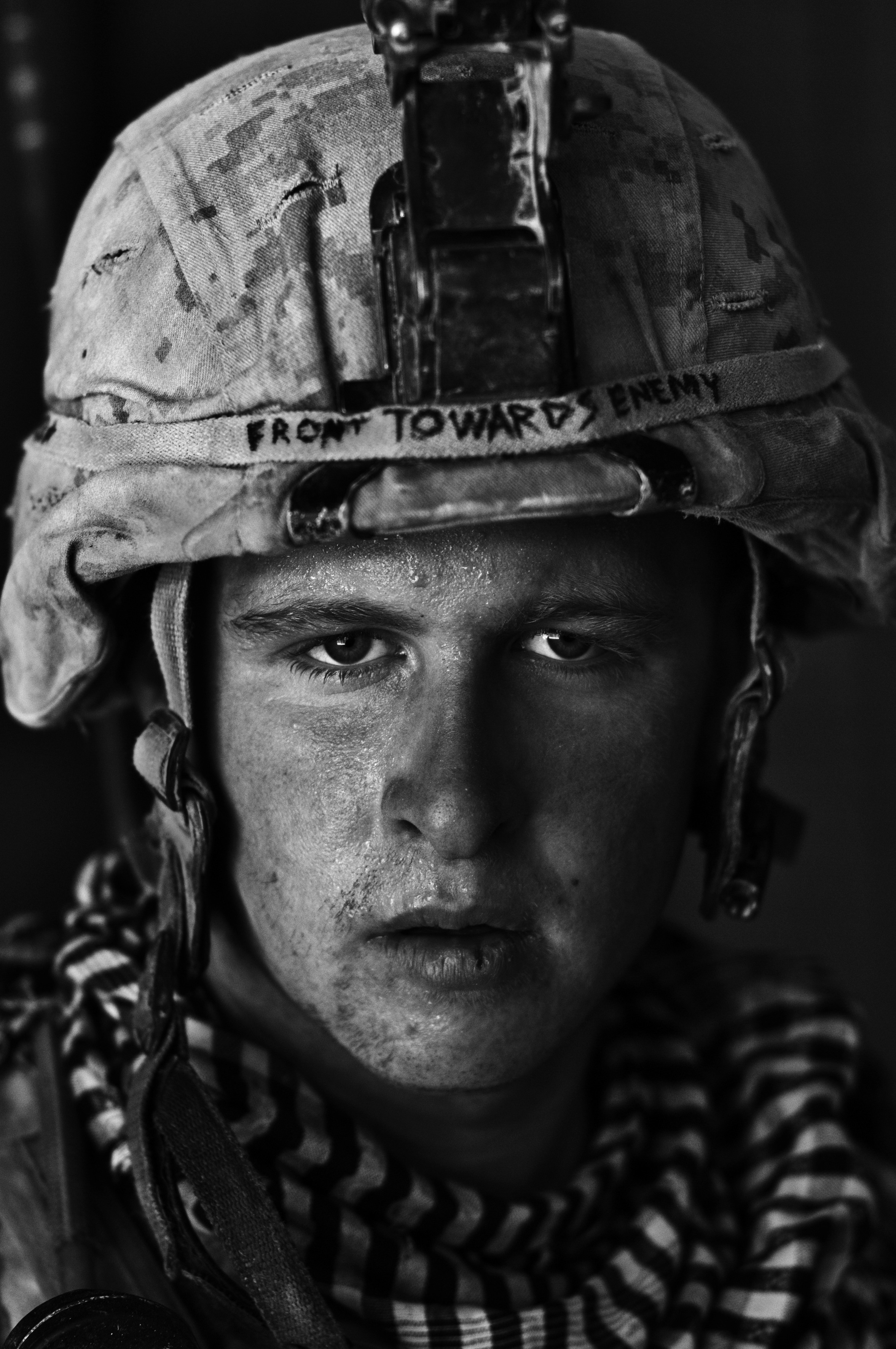 ‘Home Front‘ © Louie Palu, from ‘War Is Only Half The Story’, The Aftermath Project & Dewi Lewis Publishing